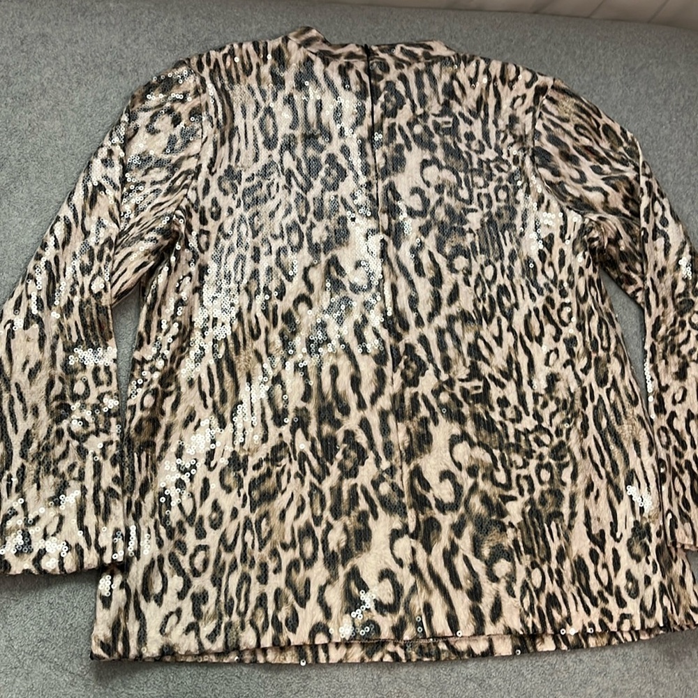 Chicos Print Sequin Top XL Mobwife Party Grunge Mod Longsleeve Animal Whimsy - Picture 9 of 13